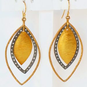 Lightweight Argento Vivo drop copper earrings